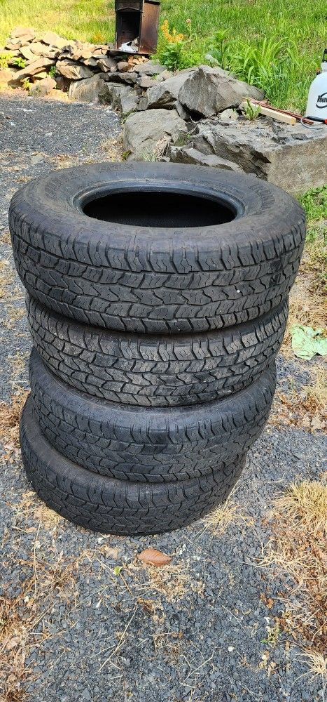 Truck Tires 245 75 16