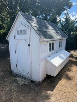 Chicken coop
