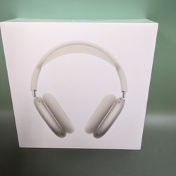 Apple Airpods Max Headphones Brand New - 5 Dollars Down No Credit Needed! 
