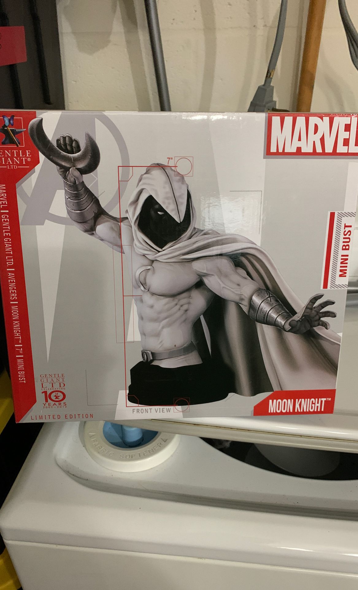 Moon Knight Gentle Giant bust 429/600. New in box, never displayed.