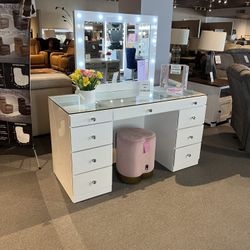 White Vanity Table And Mirror