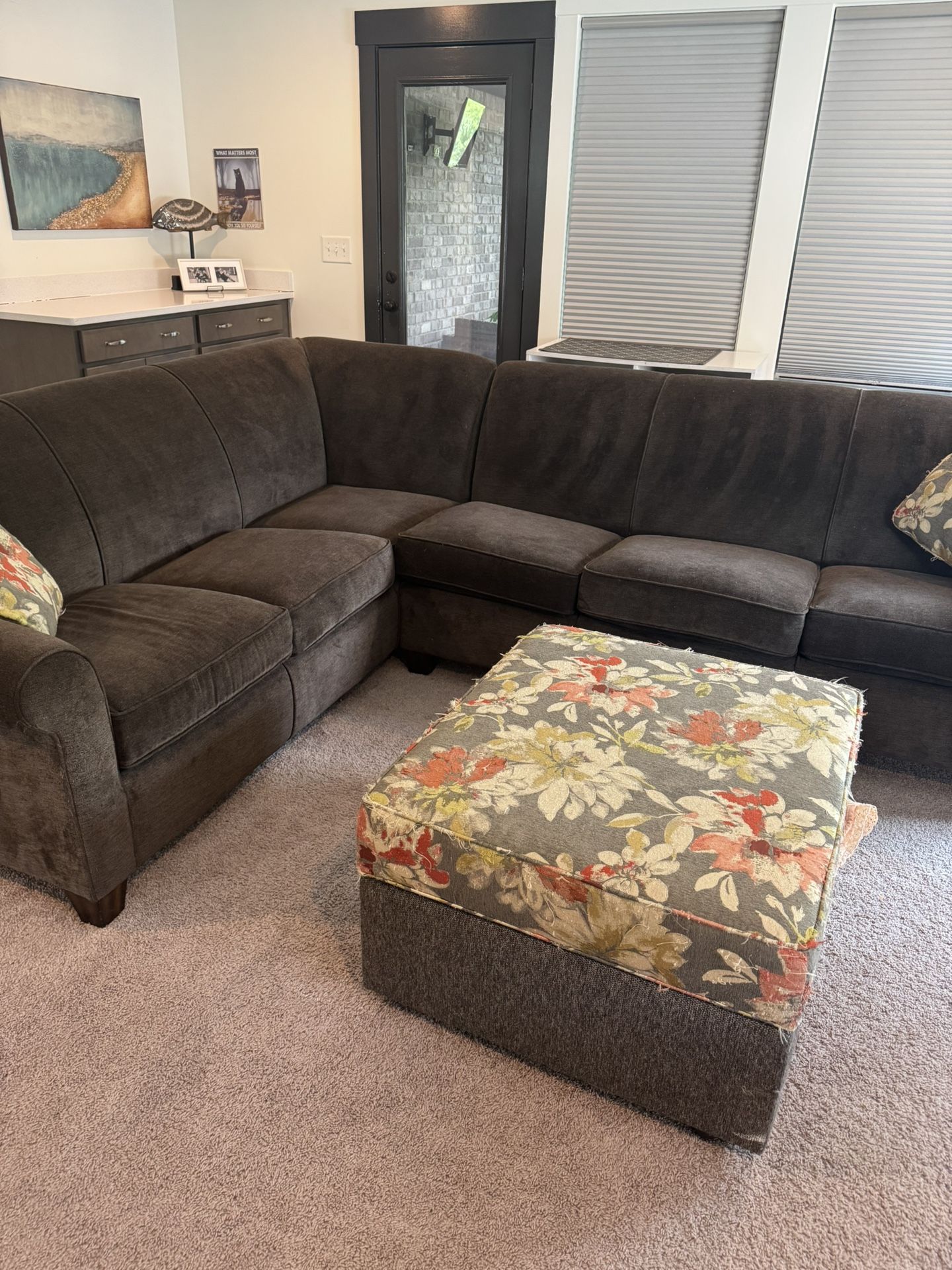 Custom flex steel sectional with matching storage ottoman