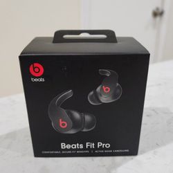 BEATS  BY DR. DRE FI PRO  BRAND  NEW 
