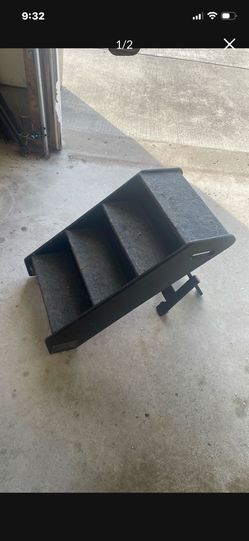 Dog Steps Good Cond