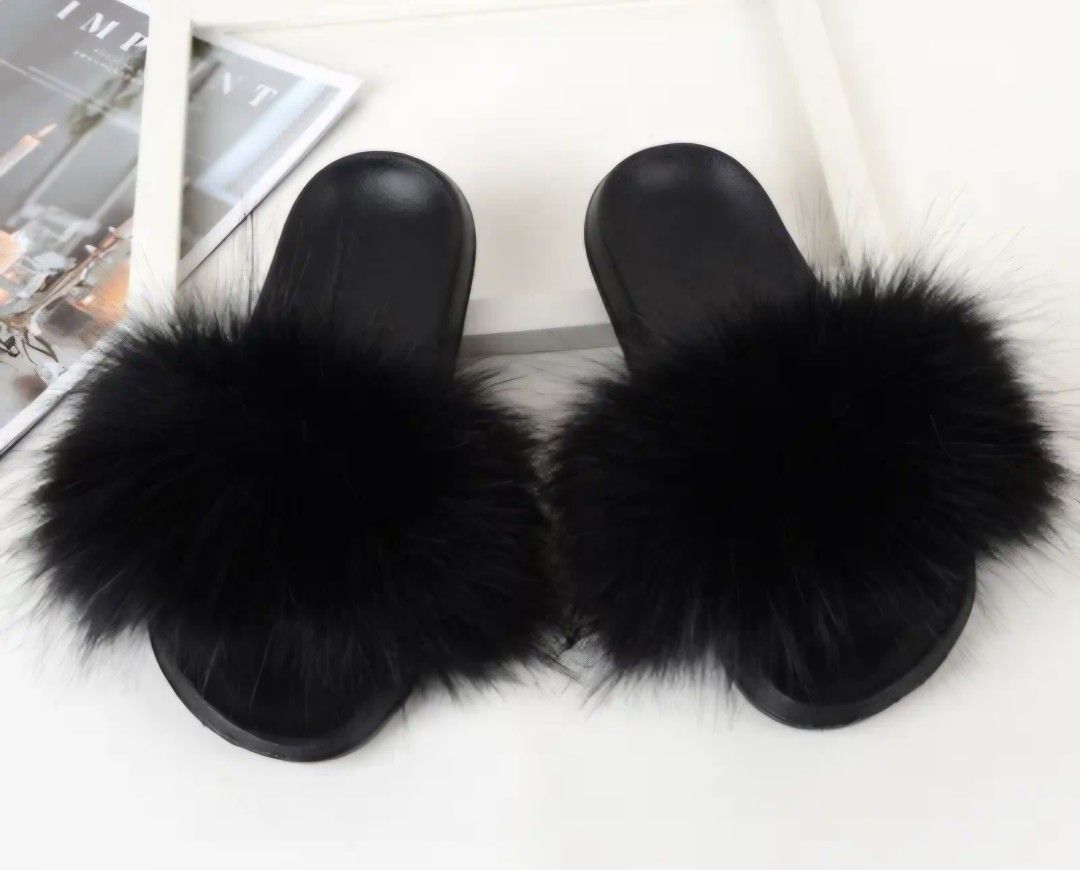 Black Fur Slides Women's Size 7