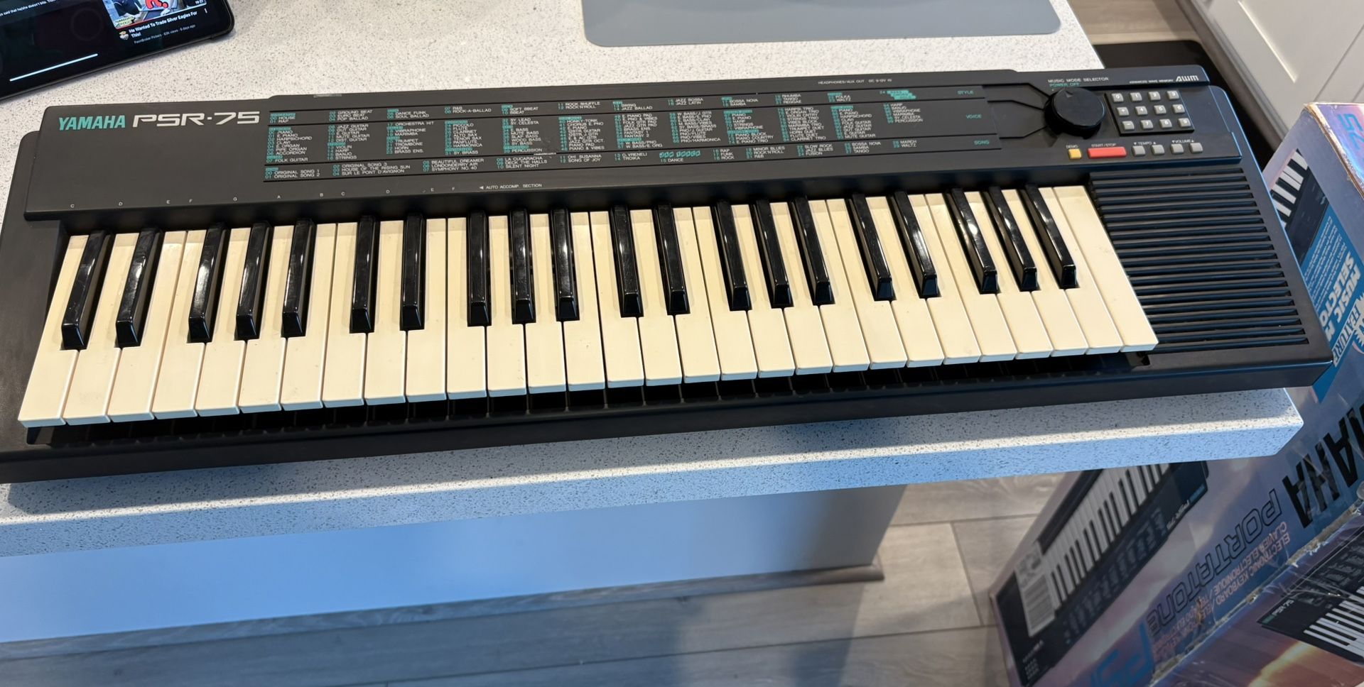 Yamaha PSR-75 49-Key Portable Electronic Keyboard -