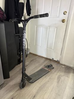 Custom pro scooter