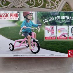 Radio Flyer Classic Pink Dual Deck Tricycle with 12 inch Front Wheel and Adjustable Seat for Ages 2 1/2 - 5 years, Pink
