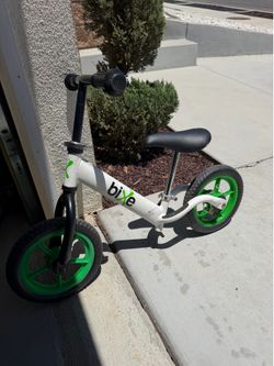 Kids balance bike