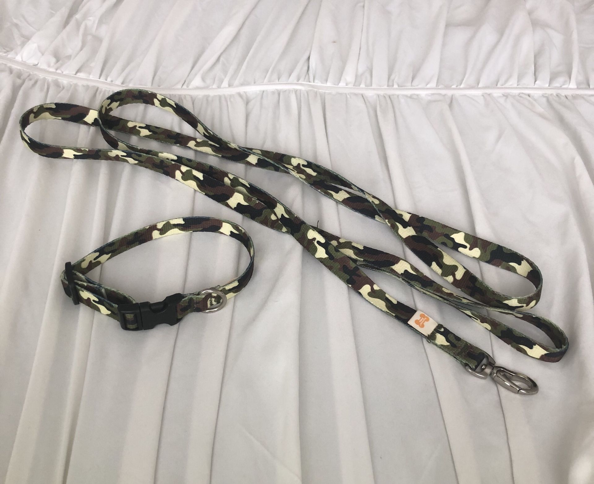 Camo Dog Leash and Collar