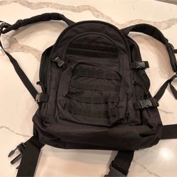 Sandpiper Of CA black Backpack 