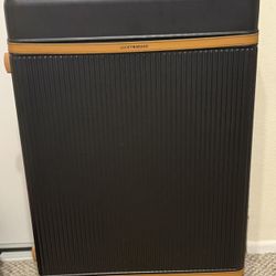 Lucky ☘️ Brand extra large Black suit case 