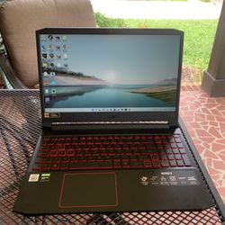 Acer nitro 5 Gaming Laptop