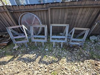 Wall Mounts