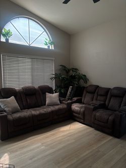 Theater couches