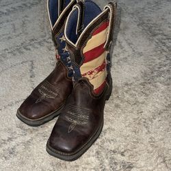 Women’s 9 1/2 American flag boot