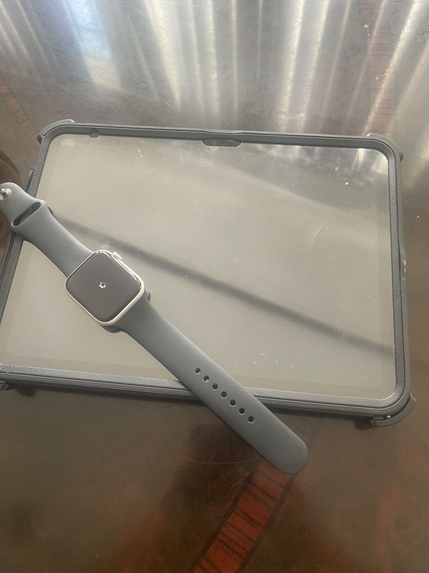 i pad and watch