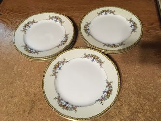 SET OF 9 NORITAKE M MODJESKA PATTERN PLATES 8.5”