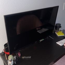 Hisense 32in Smart Tv