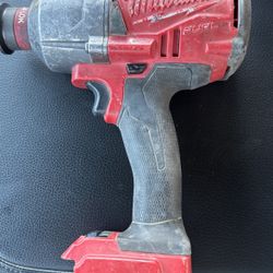 Utility Milwaukee Impact Tool 