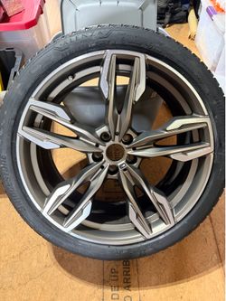 BMW 21” OEM Style 718M rim set