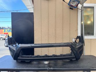 2024 2025 2026 TOYOTA TACOMA FRONT BUMPER W/FLARE OEM USED