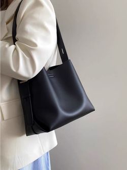 Black Leather Bucket Shoulder Bag