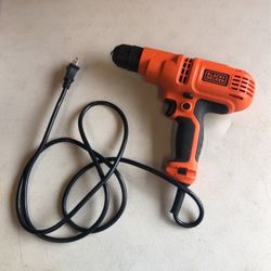 Black & Decker 5.2amp 3/8 Inch Corded Drill