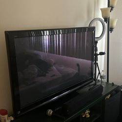 Large TV Ans Amazon Fire 