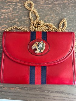 Authentic Gucci Red Leather Tiger Head Chain Bag