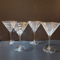 Set of 4 Mikasa Cheers Etched Martini Glasses for Sale in Yorkville, IL -  OfferUp