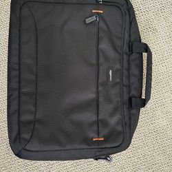 Amazon Basics 14 Inch Laptop Bag