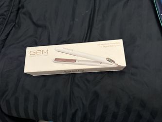 Brand New Flat Iron