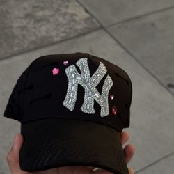 31 Hats Valentines Edition🔥