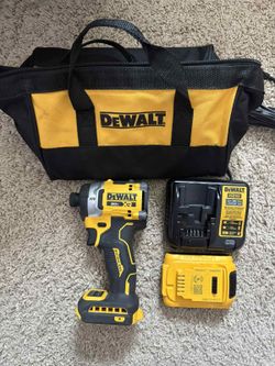 DEWALT 20V MAX XR Lithium-Ion Brushless Cordless 3-Speed High Torque 1/4 in. Impact Driver Kit