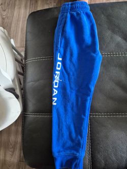 Boys Nike Sweatpants size 6