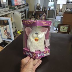 Electronic Furby 1998 Original 1st Generation Interactive Toy " Snowball " Model 70-800 By Tiger Electronics- FIRM PRICE