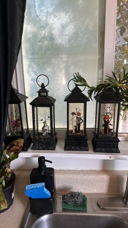 Hallmark Halloween Lanterns 