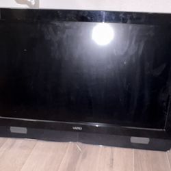 36’ Vizio Tv