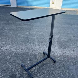 Over Bed Table Small Side Rolling Table Desk with Lockable Wheels! Great condition! 30x15x45.5in