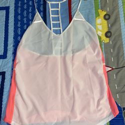 Women’s Lululemon Top Size 4