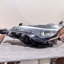 2017 To 2019 TOYOTA COROLLA LH HEADLIGHT LED 