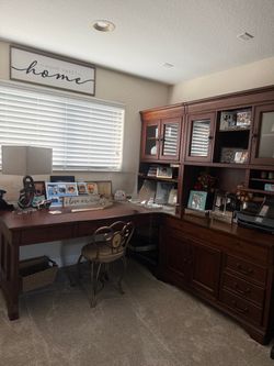 Wall unit with side desk