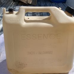 Wedco Essence 5 Gallon Gas Can in good condition.  