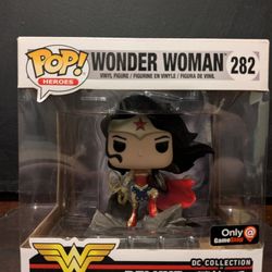 Pop Heroes Wonder Women Deluxe DC Collection 