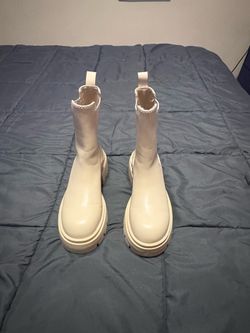 H&M Cream Chunky Chelsea Boots
