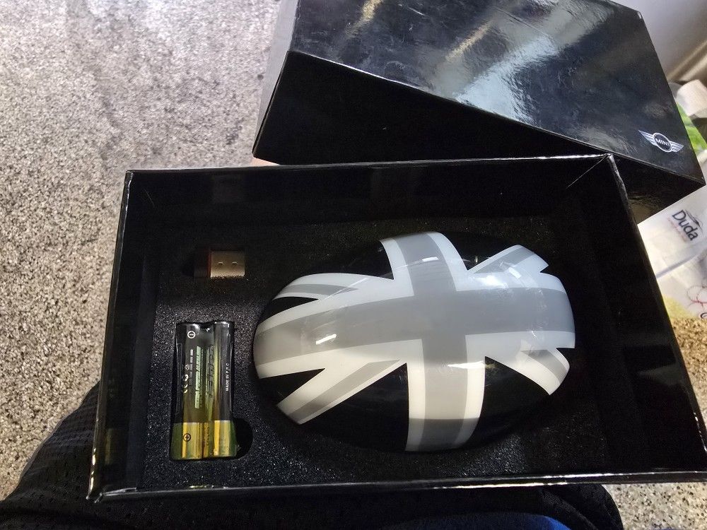 Brand New MINI Wireless Computer Mouse