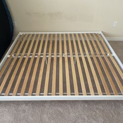 King Bed Frame With Mattress 