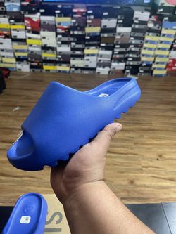 YEEZY SLIDE AZURRE 