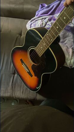 Acoustic&electric Guitars